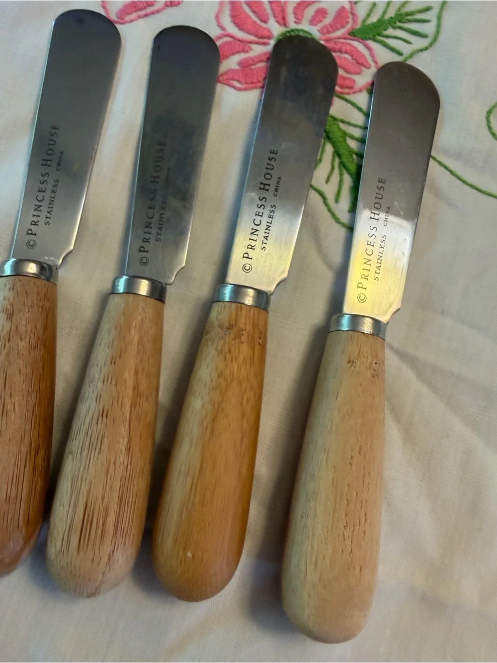 Vintage Pampered Chef Beaded Spoon Cheese Shaver Princess House Butter Knives